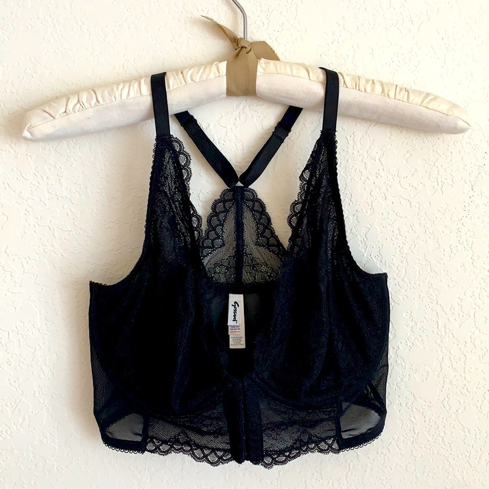 Black plunge racerback bra